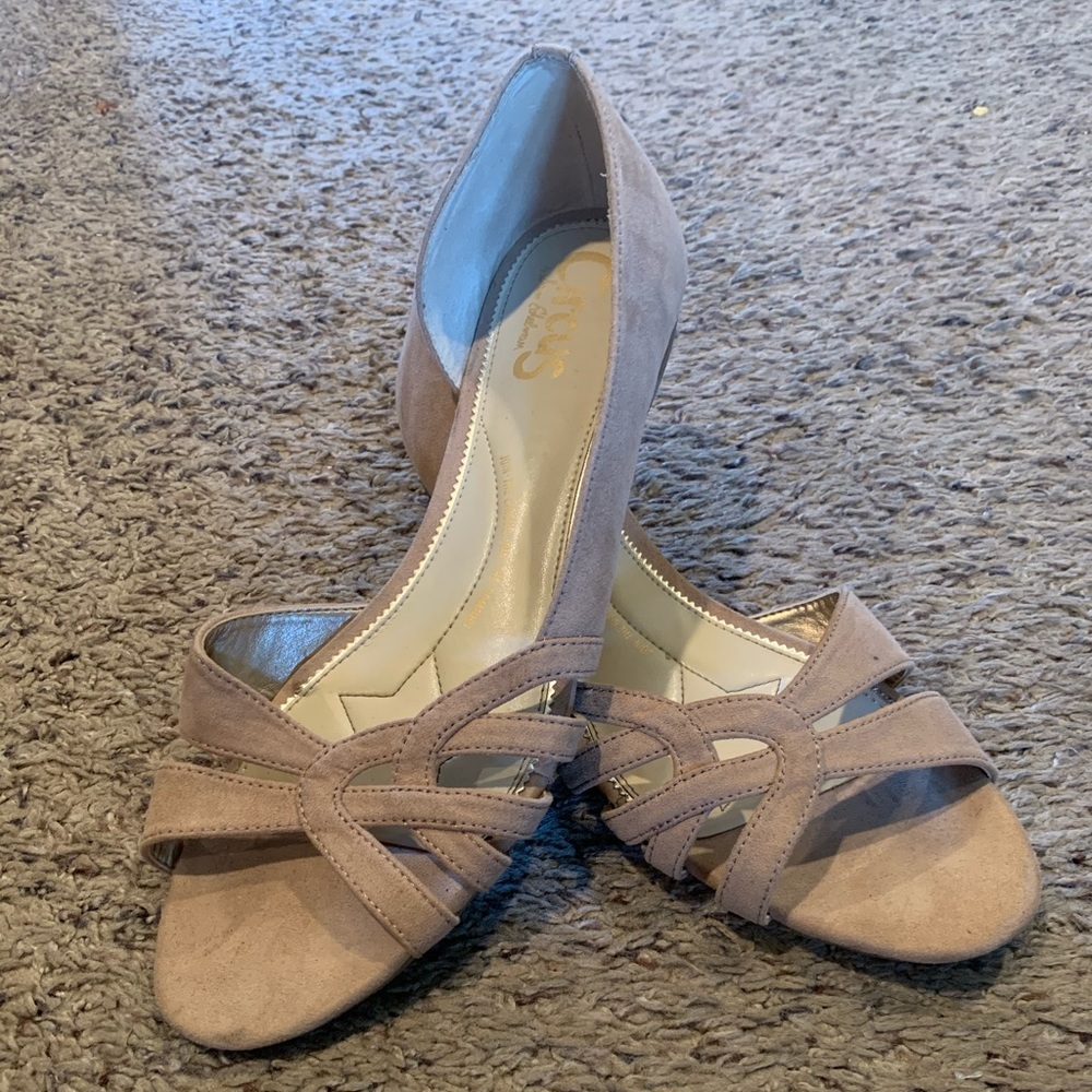 Circus Nude Open-Toe Flats